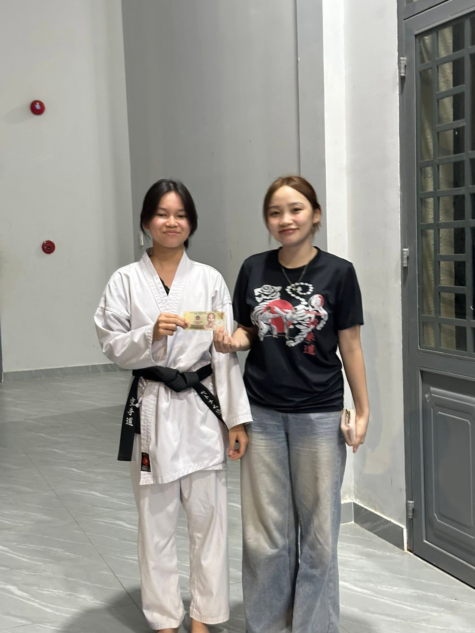 Tập kỹ thuật Karate